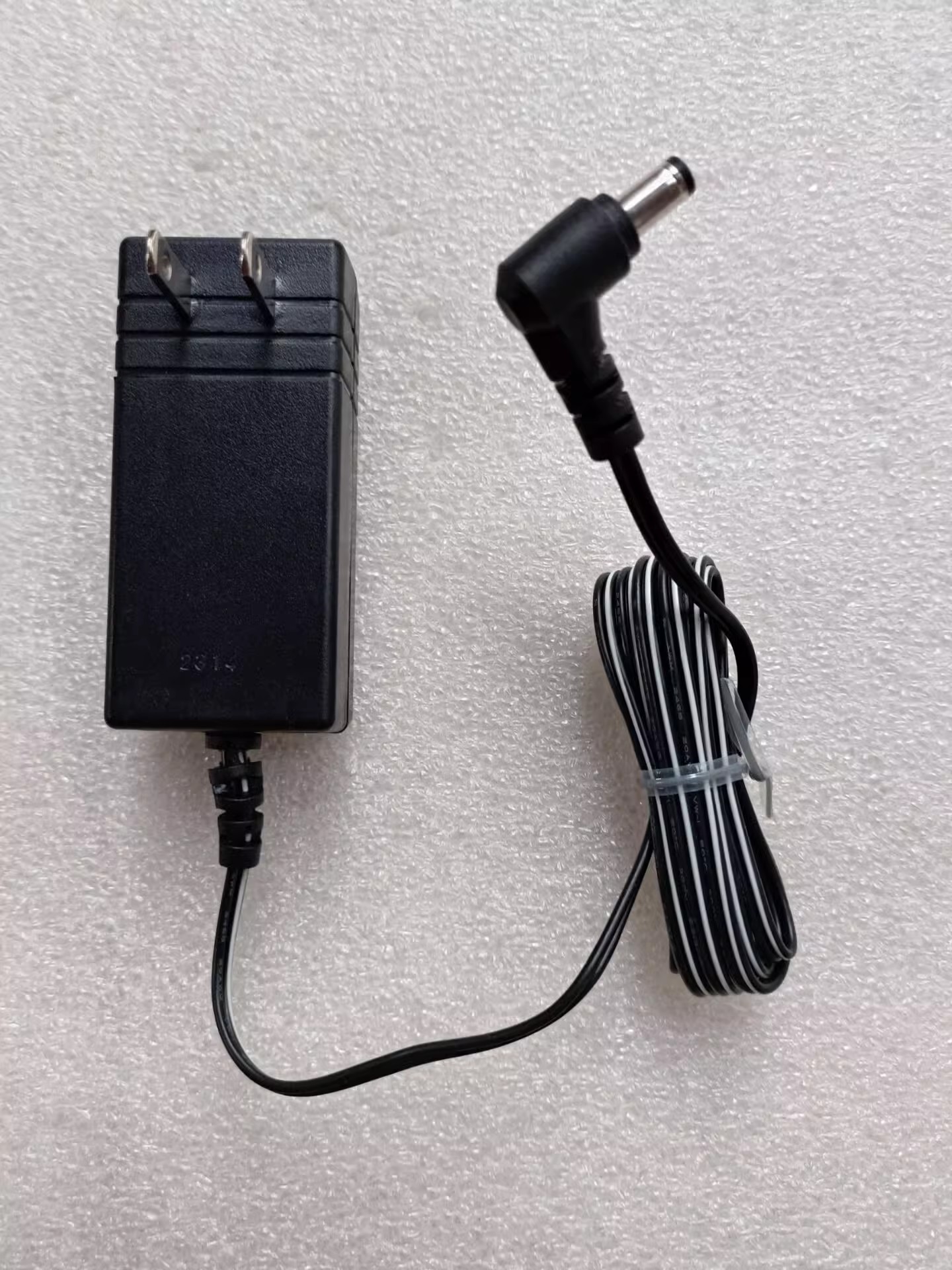 *Brand NEW* KENWOOD W08-1203 DC9V 1A AC DC ADAPTHE POWER Supply