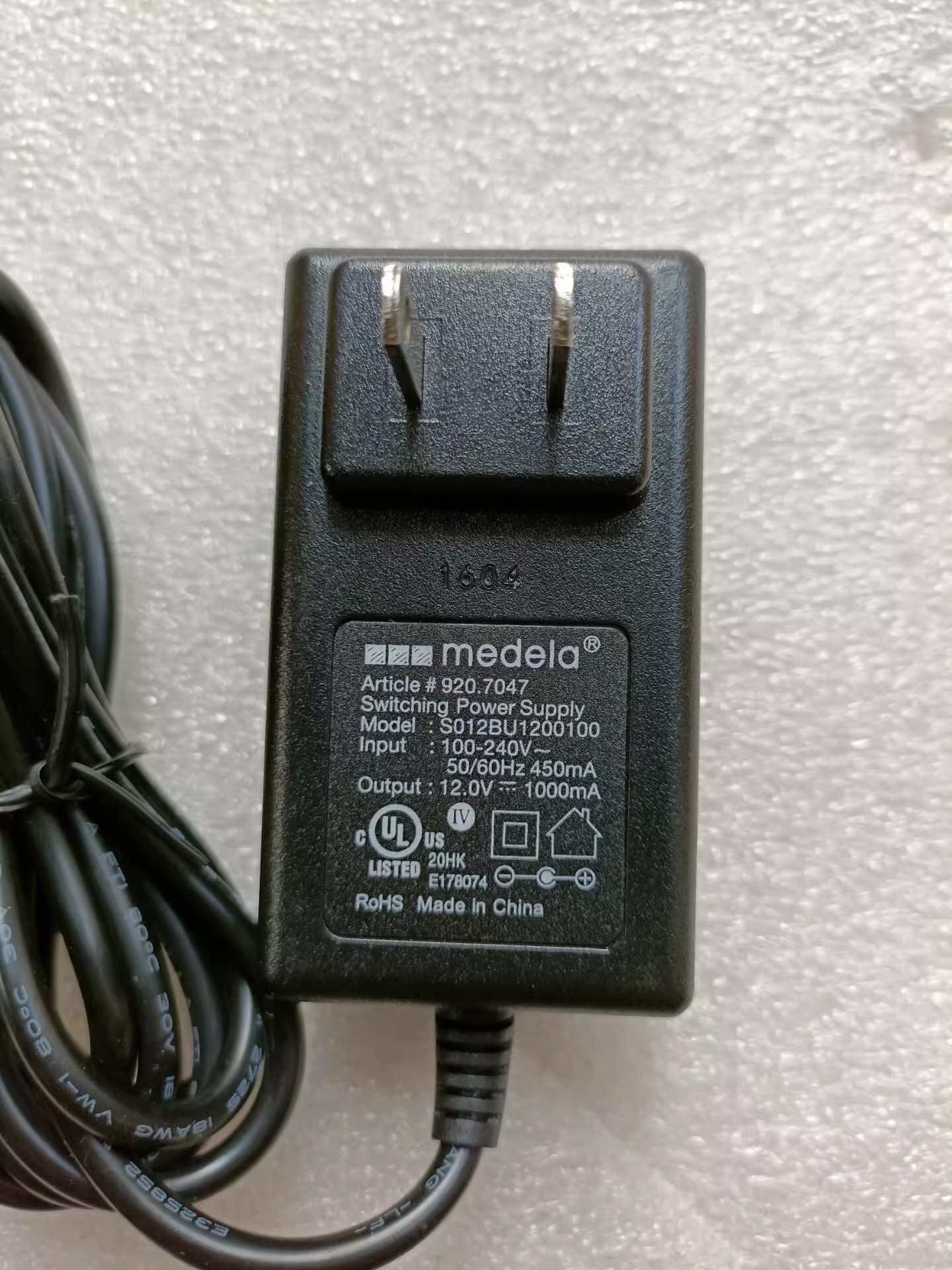 *Brand NEW* S012BU1200100 medela 12V 1000MA AC DC ADAPTHE POWER Supply