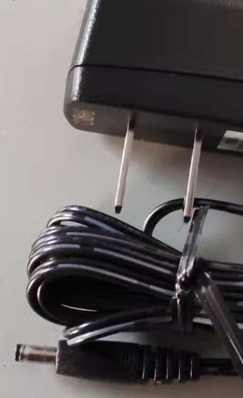 *Brand NEW*Original DVE 5V 1A AC ADAPTER DSA-6PFG-05FUS050100 Power Supply