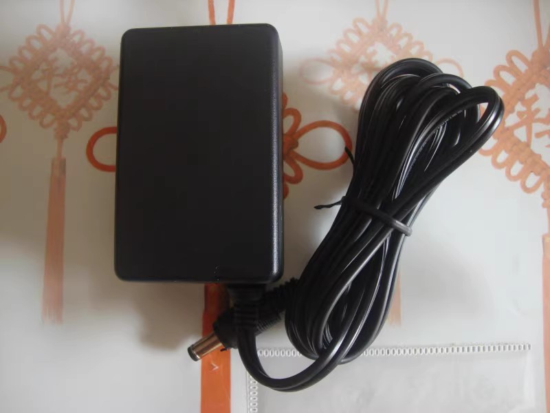 *Brand NEW*HK-CH13-A05 HON-KWANG 5V 2.5A 2A AC DC Adapter POWER Supply