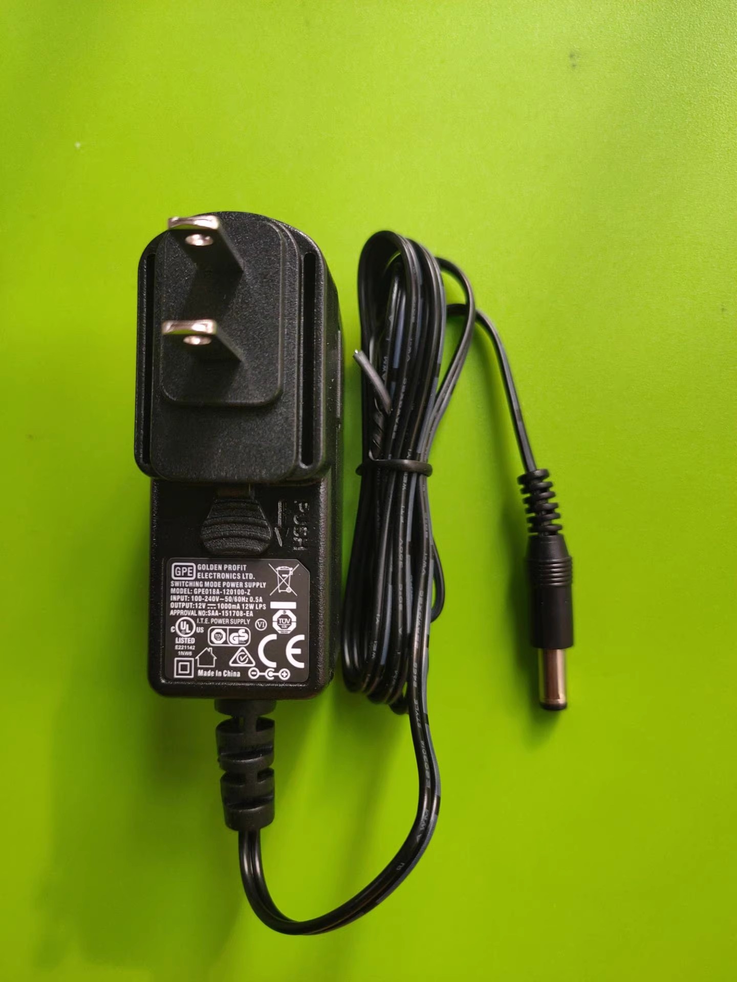 *Brand NEW*GPE 12V 1A AC DC ADAPTHE GPE018A-120100-Z POWER Supply